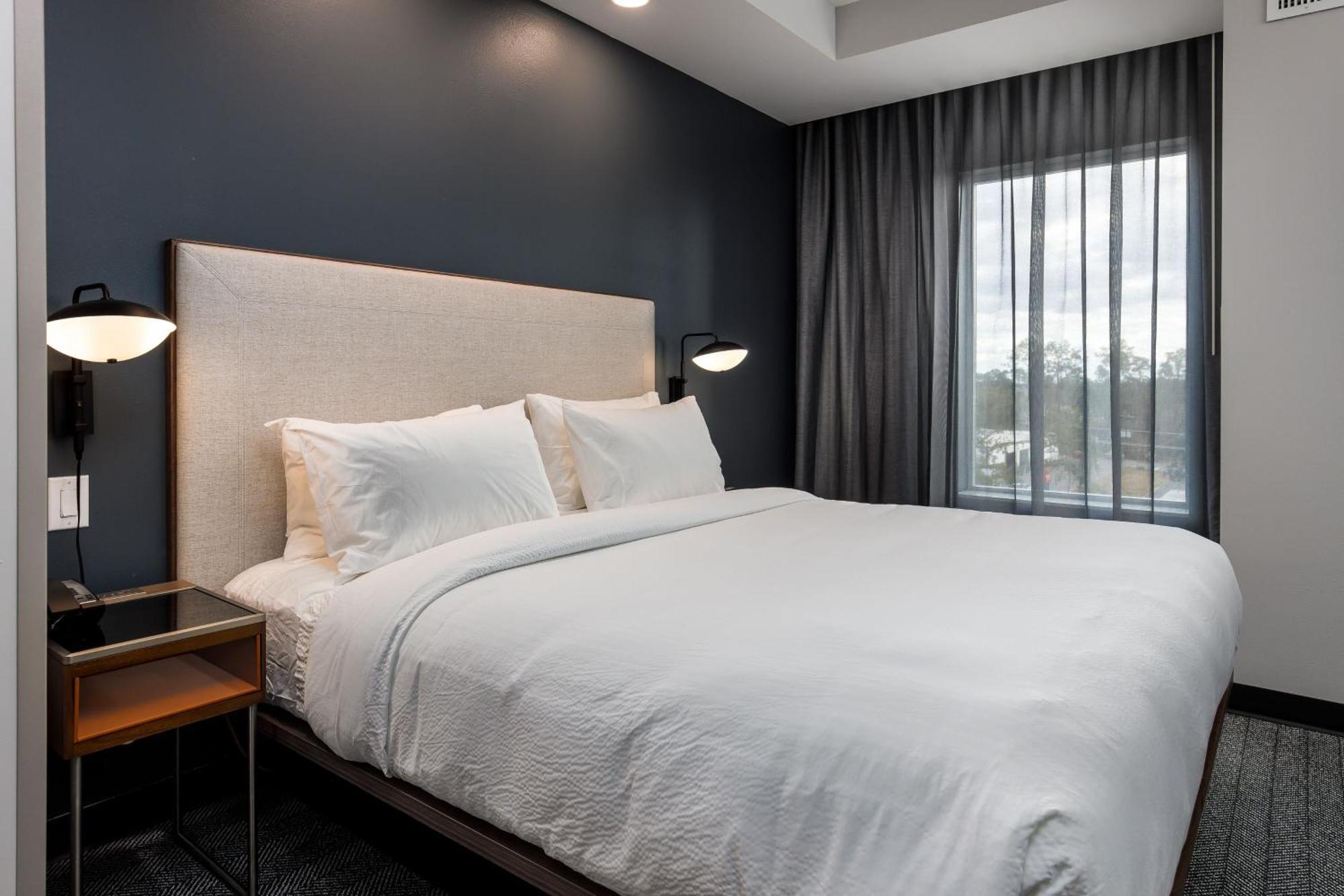 Courtyard By Marriott Pensacola I-10 West Hotel Exterior foto